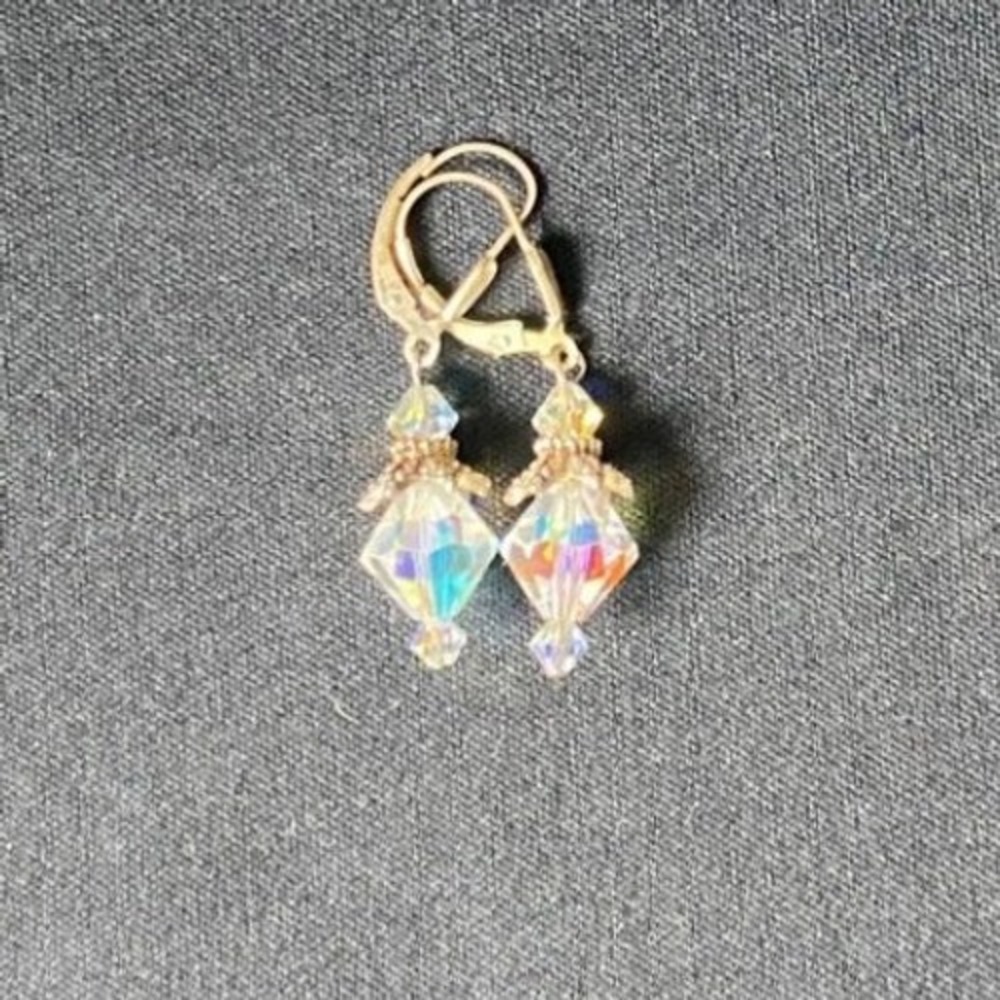 Sparkling Crystal Drop Earrings Iridescent Faceted Gem Dangle Leverback Women